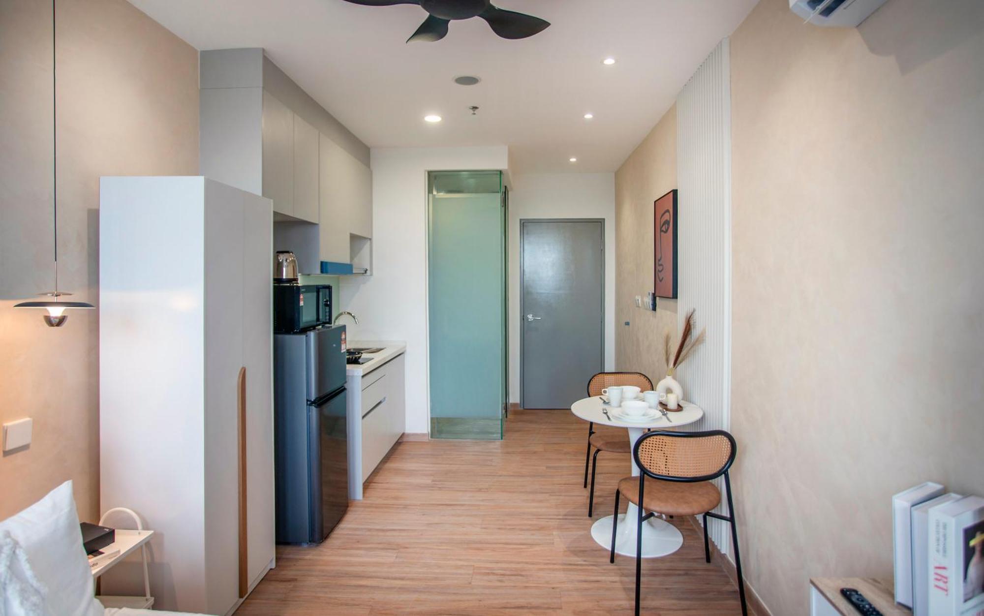 Riveria Near Kl Sentral With 118 View Sky Infinity Pool By Cobnb Apartemen *