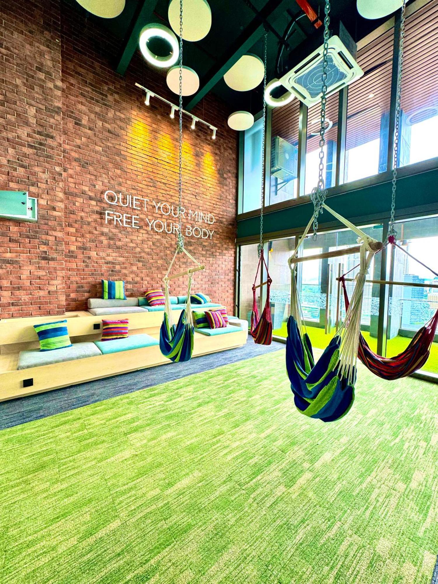 Apartemen Riveria Near Kl Sentral With 118 View Sky Infinity Pool By Cobnb Kuala Lumpur